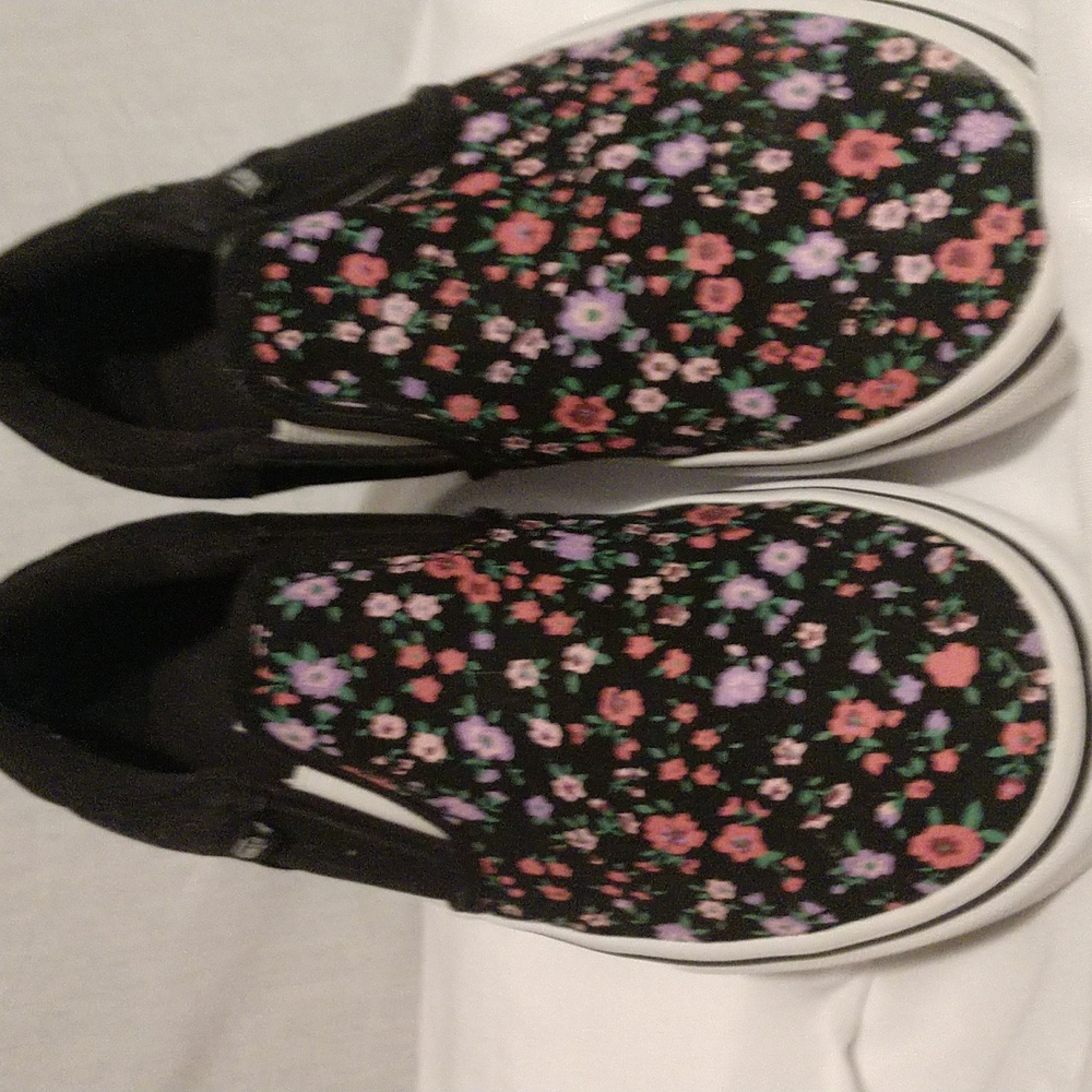 flower vans